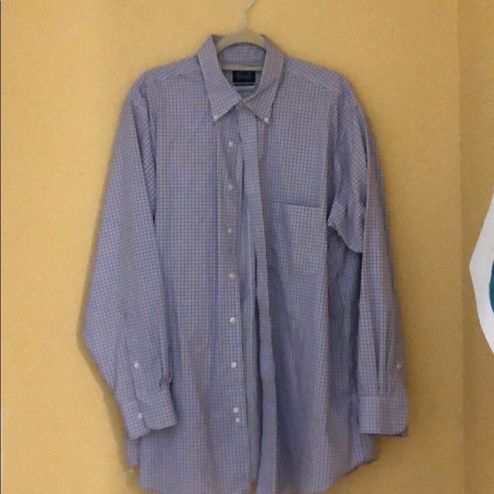 Men’s long sleeve dress shirt. Eagle Shirt Makers